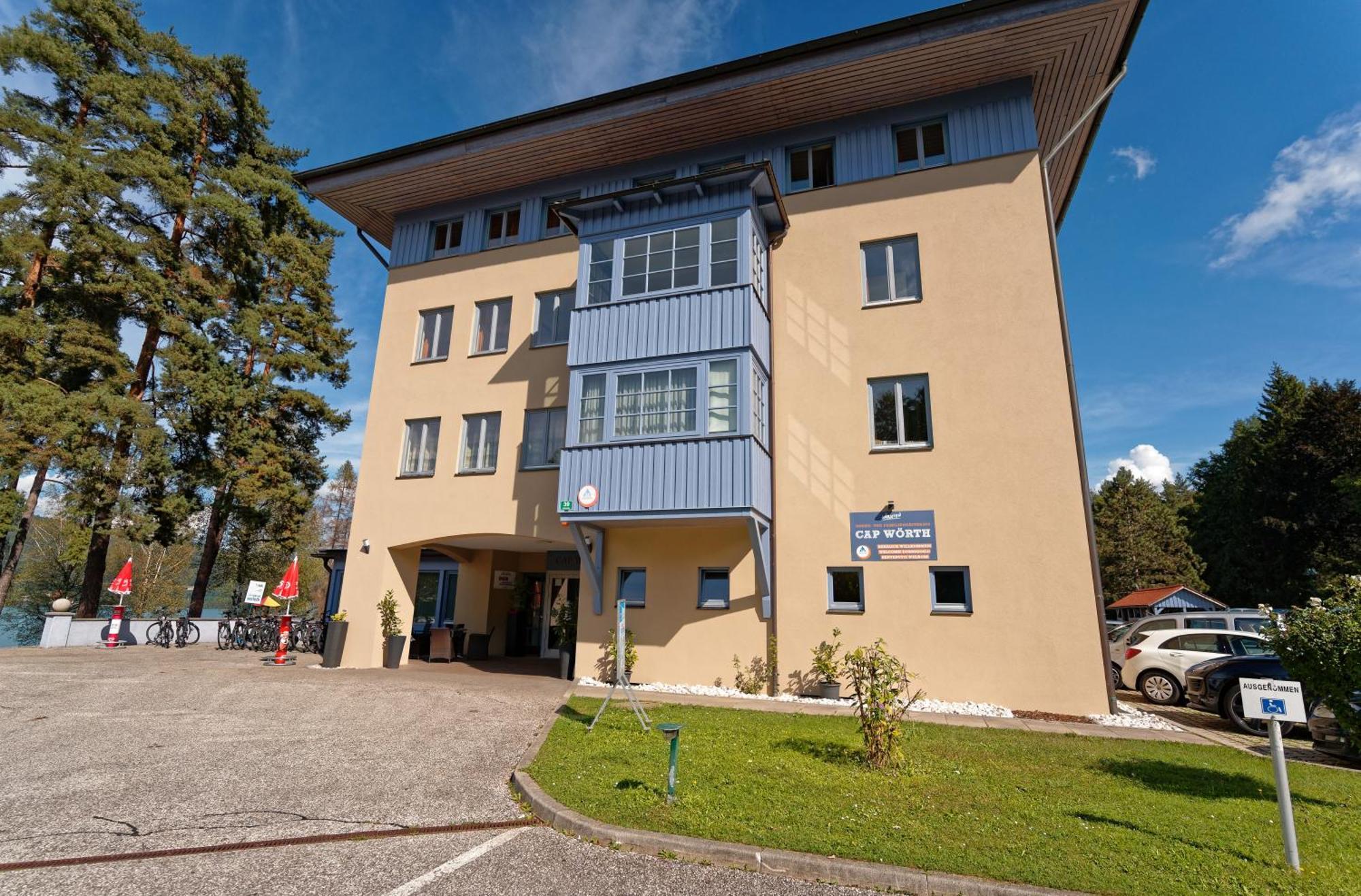 Jugend- Und Familiengastehaus Cap Worth Hostel Velden am Woerthersee Exterior photo