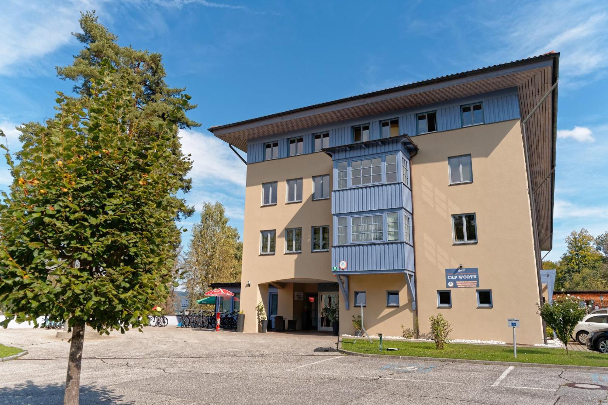 Jugend- Und Familiengastehaus Cap Worth Hostel Velden am Woerthersee Exterior photo