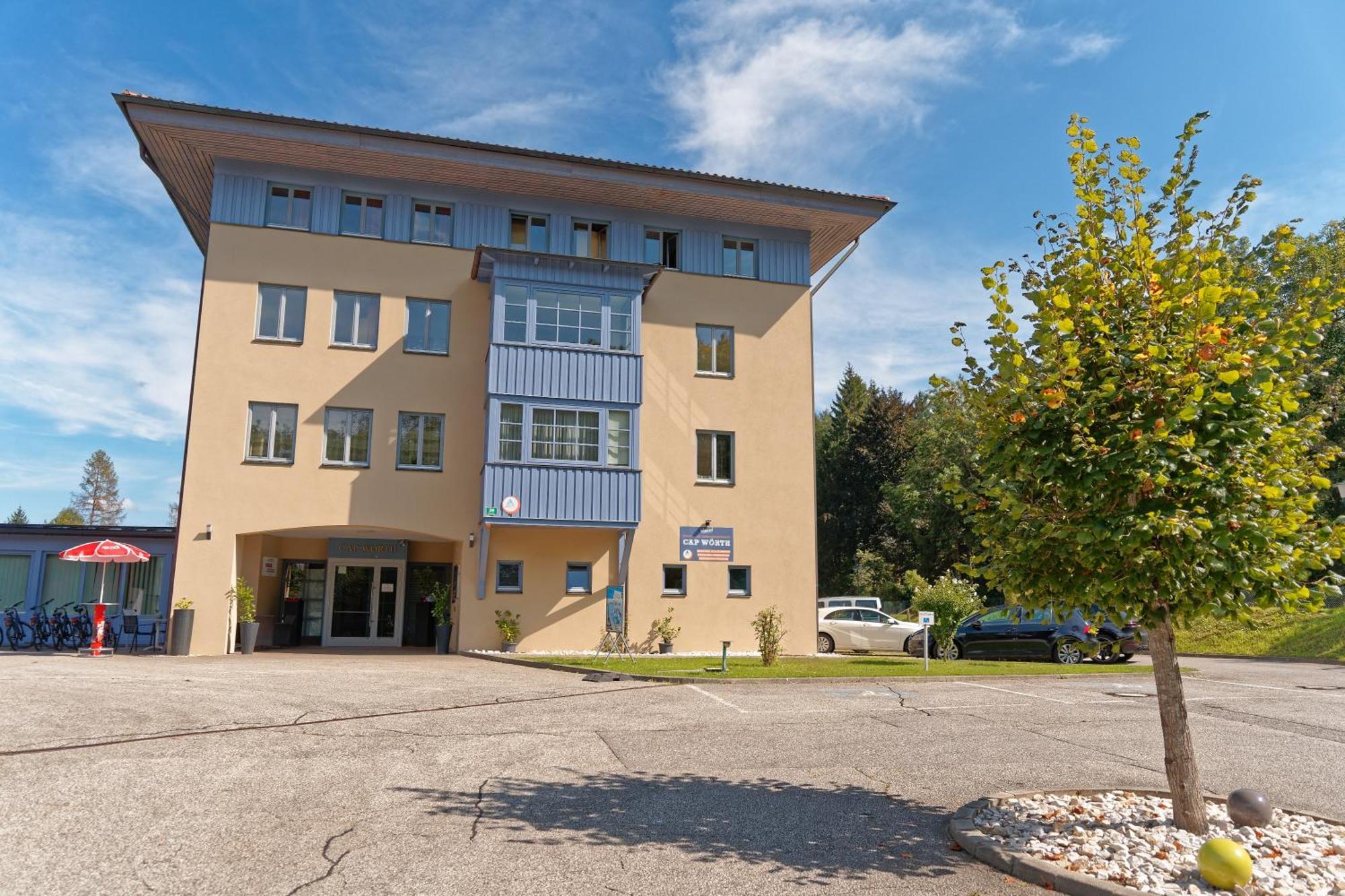 Jugend- Und Familiengastehaus Cap Worth Hostel Velden am Woerthersee Exterior photo