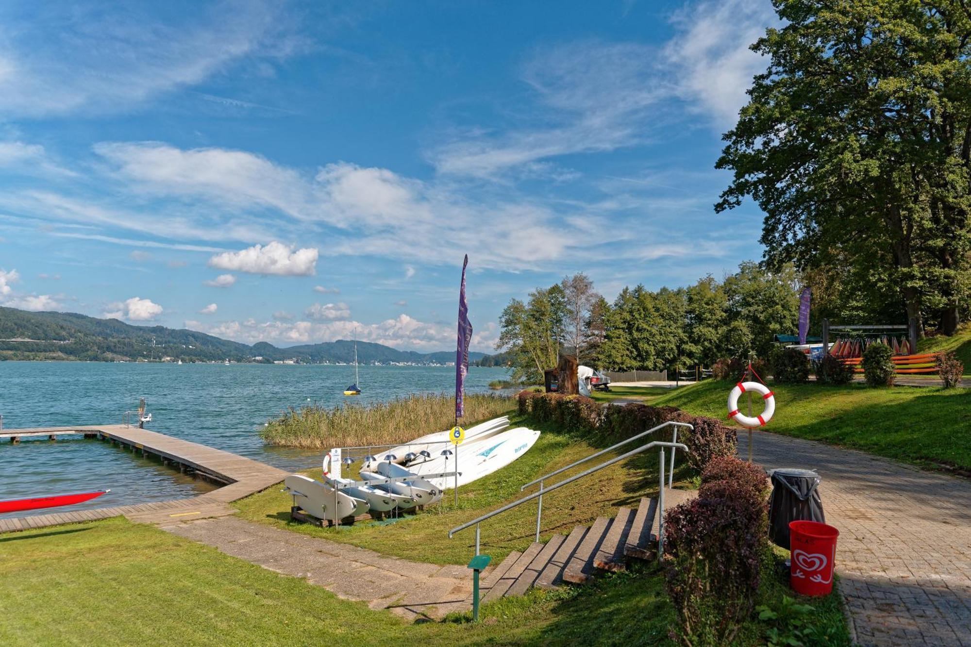 Jugend- Und Familiengastehaus Cap Worth Hostel Velden am Woerthersee Exterior photo